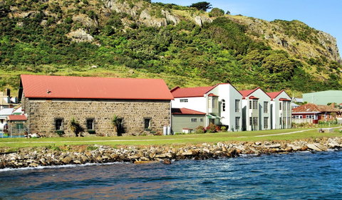 Stanley Village Waterfront Accommodation - Accommodation Coffs Harbour 12