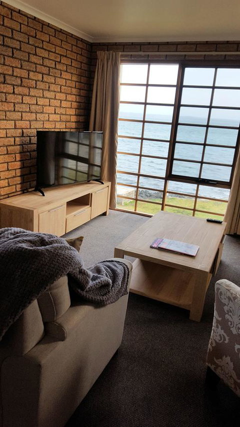 Stanley Village Waterfront Accommodation - Accommodation Coffs Harbour 3