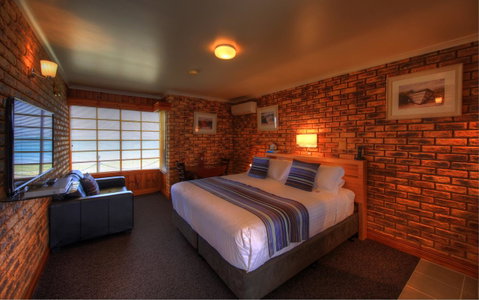 Stanley Village Waterfront Accommodation - Accommodation Coffs Harbour 25