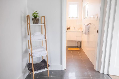 49 Pedder - Accommodation Coffs Harbour 0