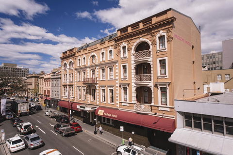 Hadley\'s Orient Hotel - Accommodation Coffs Harbour 0