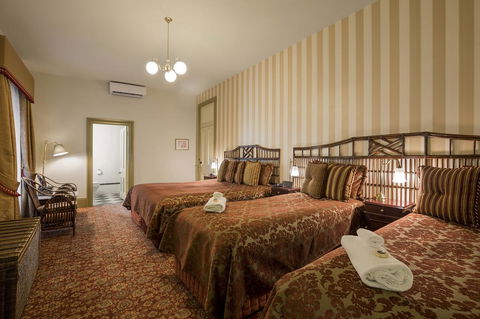 Hadley\'s Orient Hotel - Accommodation Coffs Harbour 20