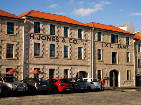The Henry Jones Art Hotel - Accommodation Coffs Harbour 5