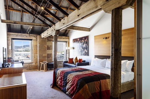 The Henry Jones Art Hotel - Accommodation Coffs Harbour 3