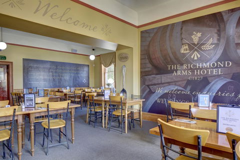 The Richmond Arms Hotel - Accommodation Coffs Harbour 10