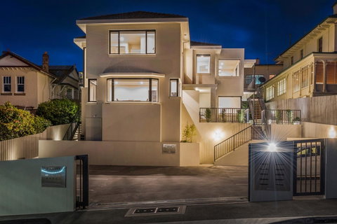 110 Hampden Apartments - Accommodation Coffs Harbour 18