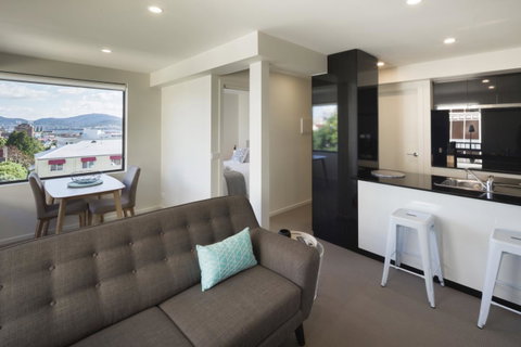 110 Hampden Apartments - Accommodation Coffs Harbour 27