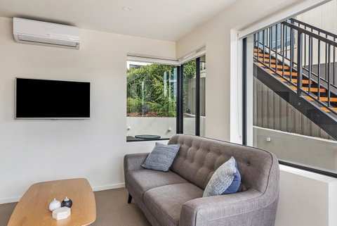 110 Hampden Apartments - Accommodation Coffs Harbour 7