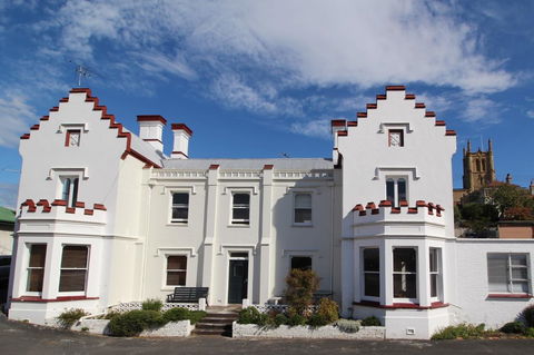 Trinity Hill Apartments - Accommodation Coffs Harbour 0