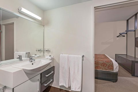 Mantra One Sandy Bay Road - Accommodation Coffs Harbour 21