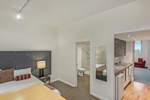 Mantra One Sandy Bay Road - Accommodation Coffs Harbour 12
