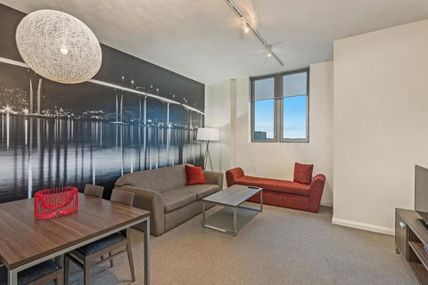 Mantra One Sandy Bay Road - Accommodation Coffs Harbour 3