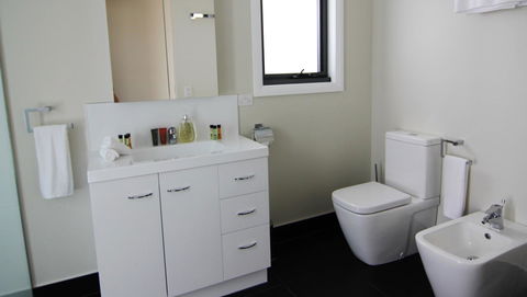 SEA EAGLE COTTAGE Amazing Views Of Bay Of Fires - Accommodation Coffs Harbour 28