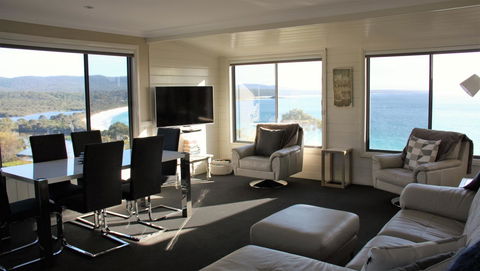SEA EAGLE COTTAGE Amazing Views Of Bay Of Fires - Accommodation Coffs Harbour 21