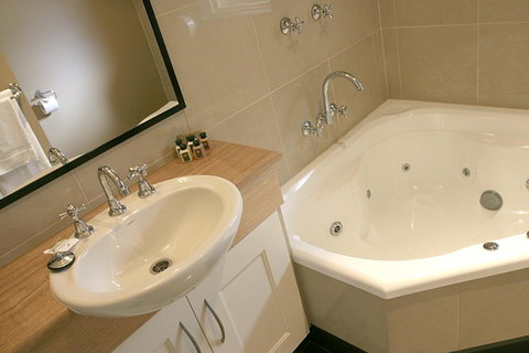Graham Apartments - Accommodation Coffs Harbour 41