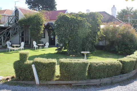 Alice\'s Cottages - Accommodation Coffs Harbour 8