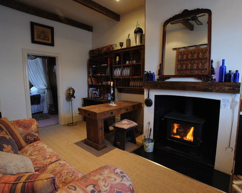 Alice\'s Cottages - Accommodation Coffs Harbour 12