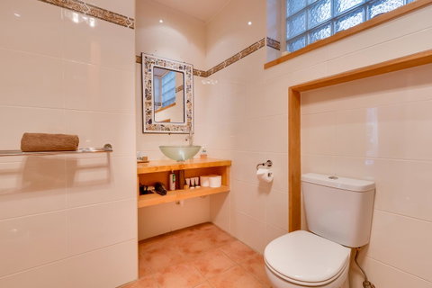 Maison Del Mar - Accommodation Coffs Harbour 7