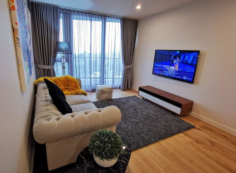 NEW 2 Rooms 2 Baths Apartment In Glen Waverley - Accommodation Coffs Harbour 2