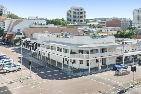 Newmarket Hotel - Accommodation Coffs Harbour 0