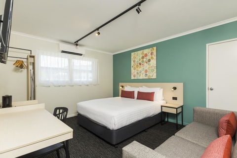 Nightcap At Balaclava Hotel - Accommodation Coffs Harbour 0