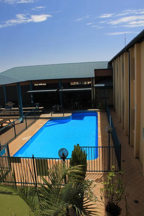 Ningaloo Coral Bay Backpackers - Accommodation Coffs Harbour 3