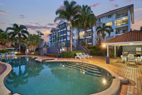 North Cove Waterfront Suites - Accommodation Coffs Harbour 1