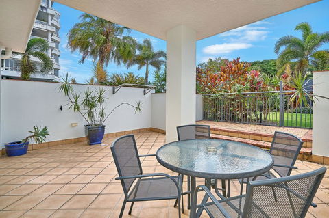 North Cove Waterfront Suites - Accommodation Coffs Harbour 2