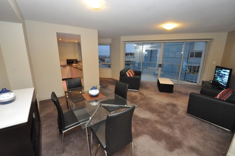 North Sydney Fully Self Contained Modern 2 Bed Apartment (2207BER) - Accommodation Coffs Harbour 0