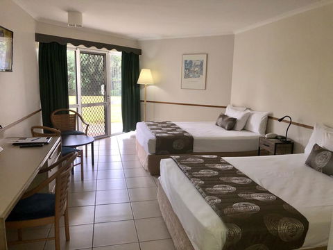 Ocean International Hotel - Accommodation Coffs Harbour 1