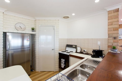 Ocean View Beach House - Accommodation Coffs Harbour 3