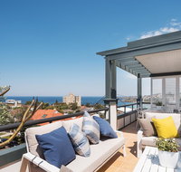 Ocean Views on Coogee Beach - Accommodation Coffs Harbour