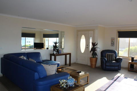 On Casey's - Accommodation Coffs Harbour 0