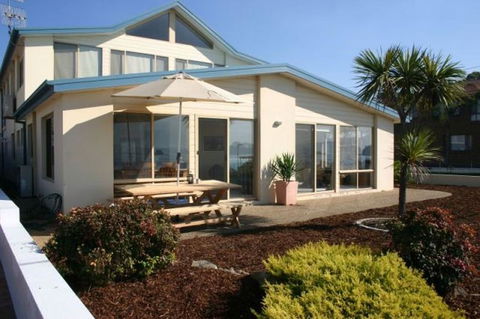 On Casey's - Accommodation Coffs Harbour 1