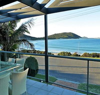 On the Beach  Fingal Bay - Accommodation Coffs Harbour