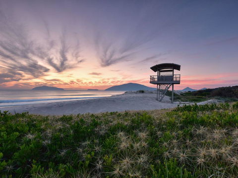 One Street Back From The Surf Beach - Accommodation Coffs Harbour 1