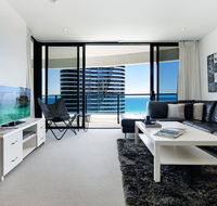 Oracle Sleek  Stylish 2 Bedroom Ocean View - Accommodation Coffs Harbour