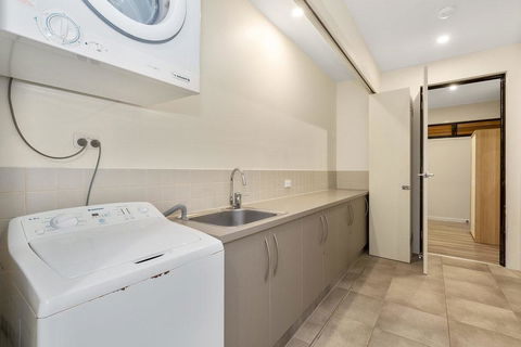 Orchid On Kamala - Accommodation Coffs Harbour 1