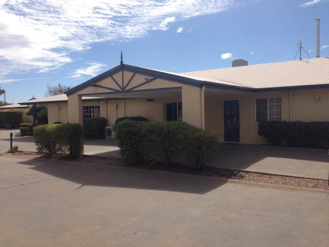 Outback Motel - Accommodation Coffs Harbour 2