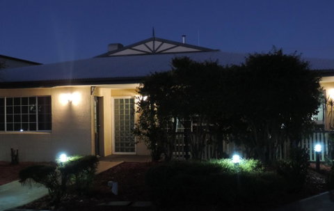 Outback Motel - Accommodation Coffs Harbour 3