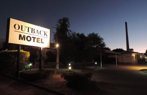 Outback Motel - Accommodation Coffs Harbour 1