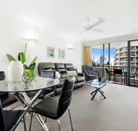 Pacific Resort in the Heart of Broadbeach - Accommodation Coffs Harbour