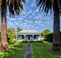 Palm Cottage - Pet Friendly Victorian Cottage - Accommodation Coffs Harbour