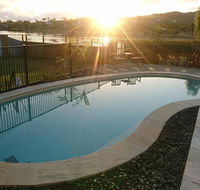 Palm Lakeside Holiday Home - Bowen Whitsundays Queensland - Accommodation Coffs Harbour