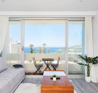 Panoramic Ocean Views in Stylish Manly Apartment - Accommodation Coffs Harbour