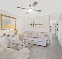 Paradise Holiday  Fingal Bay - Accommodation Coffs Harbour