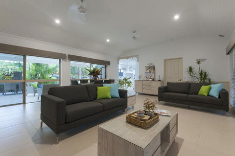 Paradise On Ruby - Port Douglas - Accommodation Coffs Harbour 1
