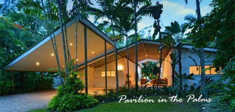 Pavilions In The Palms Heated Pool Short Path To Beach Five Bedrooms Sleeps 12 - Accommodation Coffs Harbour 0