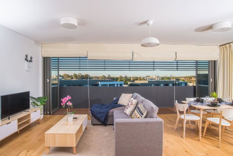 PEAK EAST 2bed2bath APT @Ryde SO RELAXING - Accommodation Coffs Harbour 0