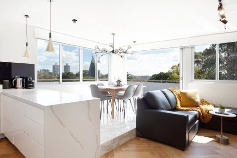 Penthouse Designer Apartment Close To City - Accommodation Coffs Harbour 2